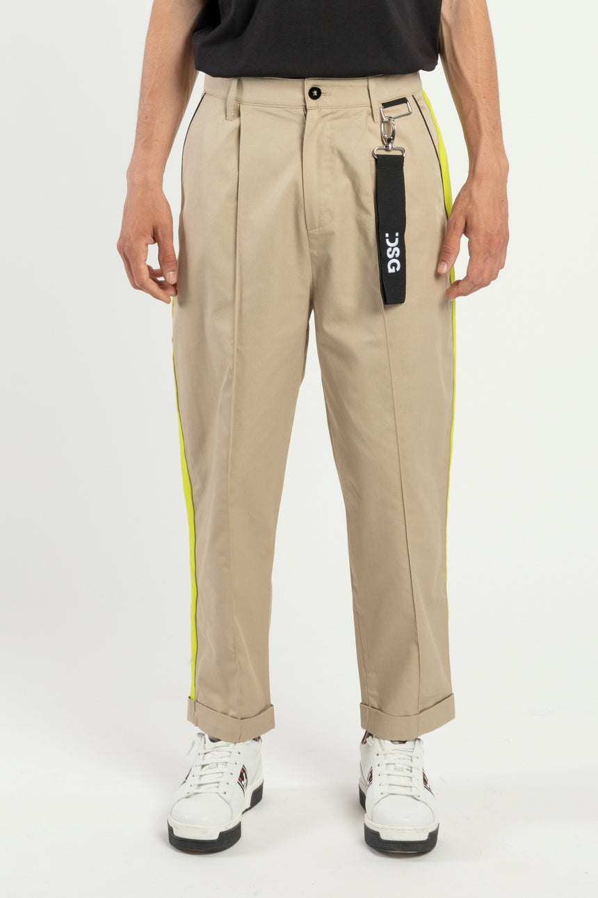 PANTALONE CHINO DSG IN GABARDINA BEIGE CON GRO LATERALE FLUO