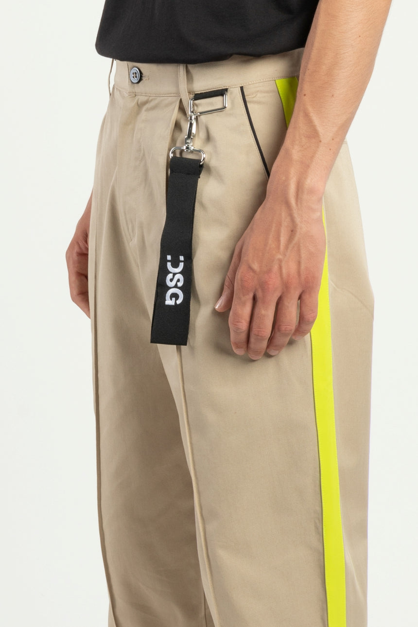 PANTALONE CHINO DSG IN GABARDINA BEIGE CON GRO LATERALE FLUO