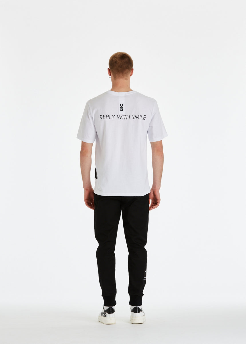 T-SHIRT DSG BIANCA CON STAMPA "REPLY WITH SMILE" NERA SUL DIETRO