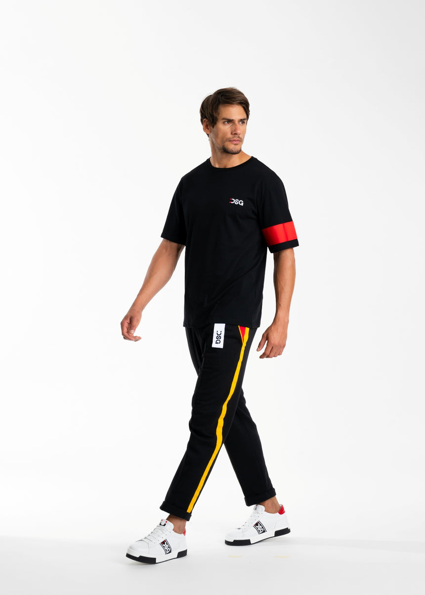 T-SHIRT DSG NERA CON STAMPA SMILE BIANCA SUL DIETRO E GRO